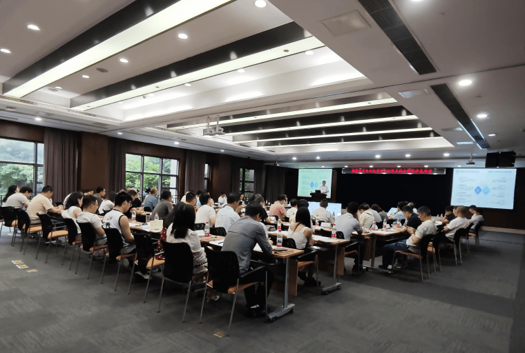 https://web-assets.jianzhuxuezhang.com/upload/1754364346110_stzj.png