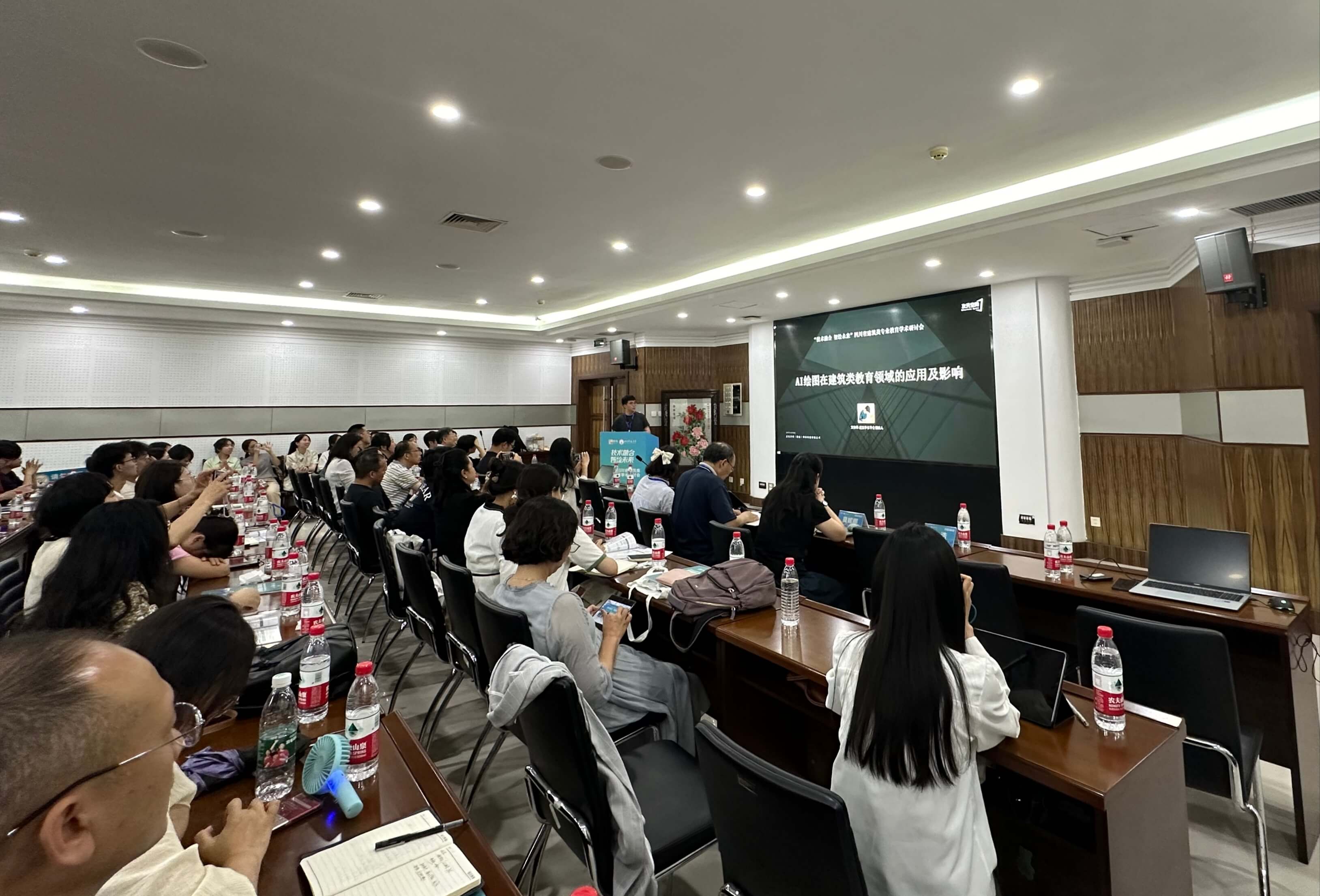 https://web-assets.jianzhuxuezhang.com/upload/1754366473760_haeb.jpg
