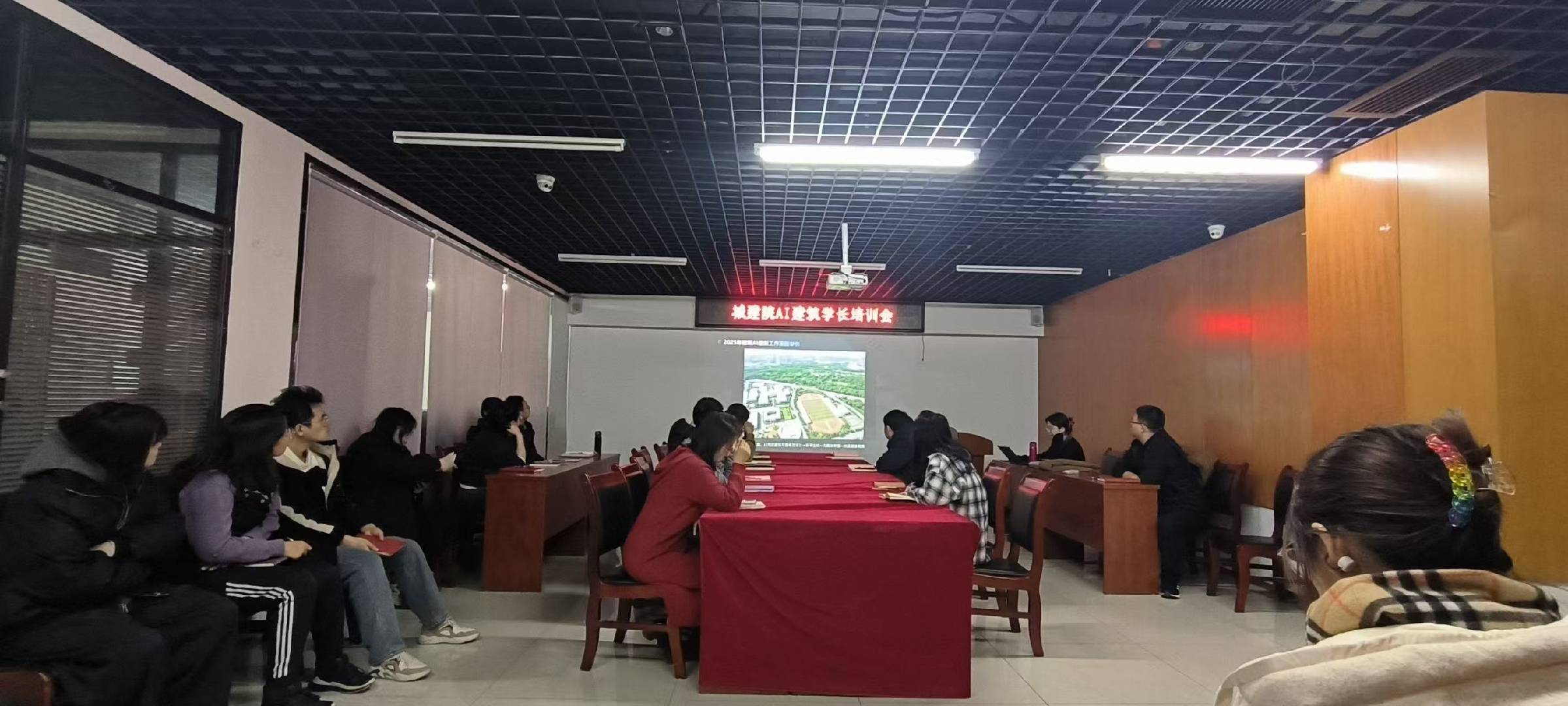 https://web-assets.jianzhuxuezhang.com/upload/1768811555953_jhkm.jpg