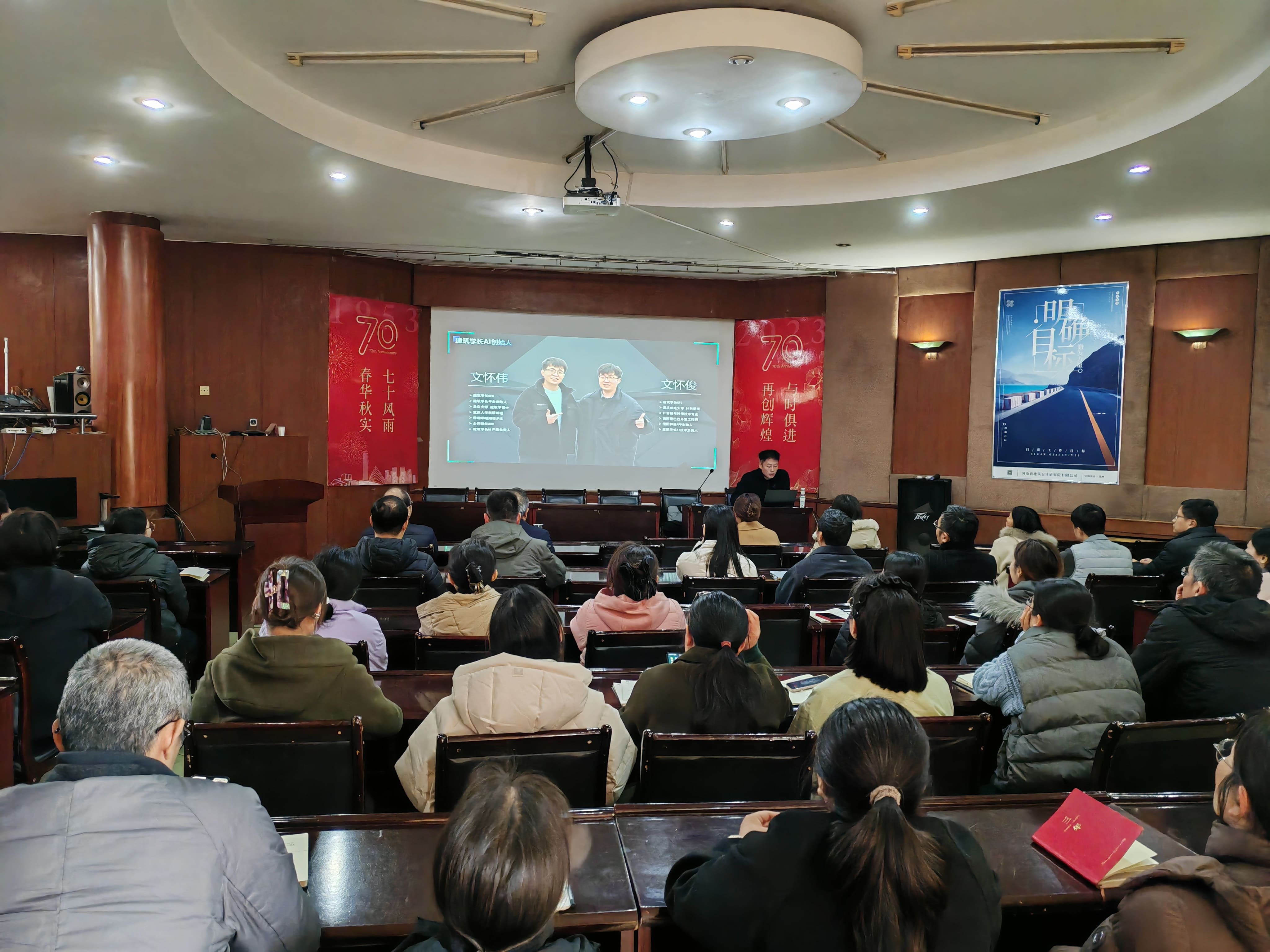 https://web-assets.jianzhuxuezhang.com/upload/1779675086014_ymen.jpg