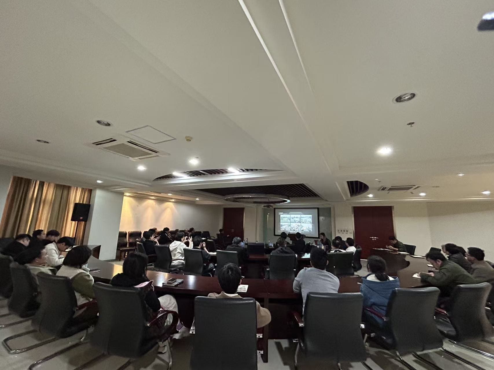 https://web-assets.jianzhuxuezhang.com/upload/1779676252283_aebw.jpg