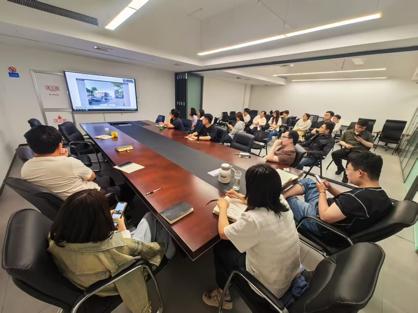 https://web-assets.jianzhuxuezhang.com/upload/1779677935789_bzfh.jpg