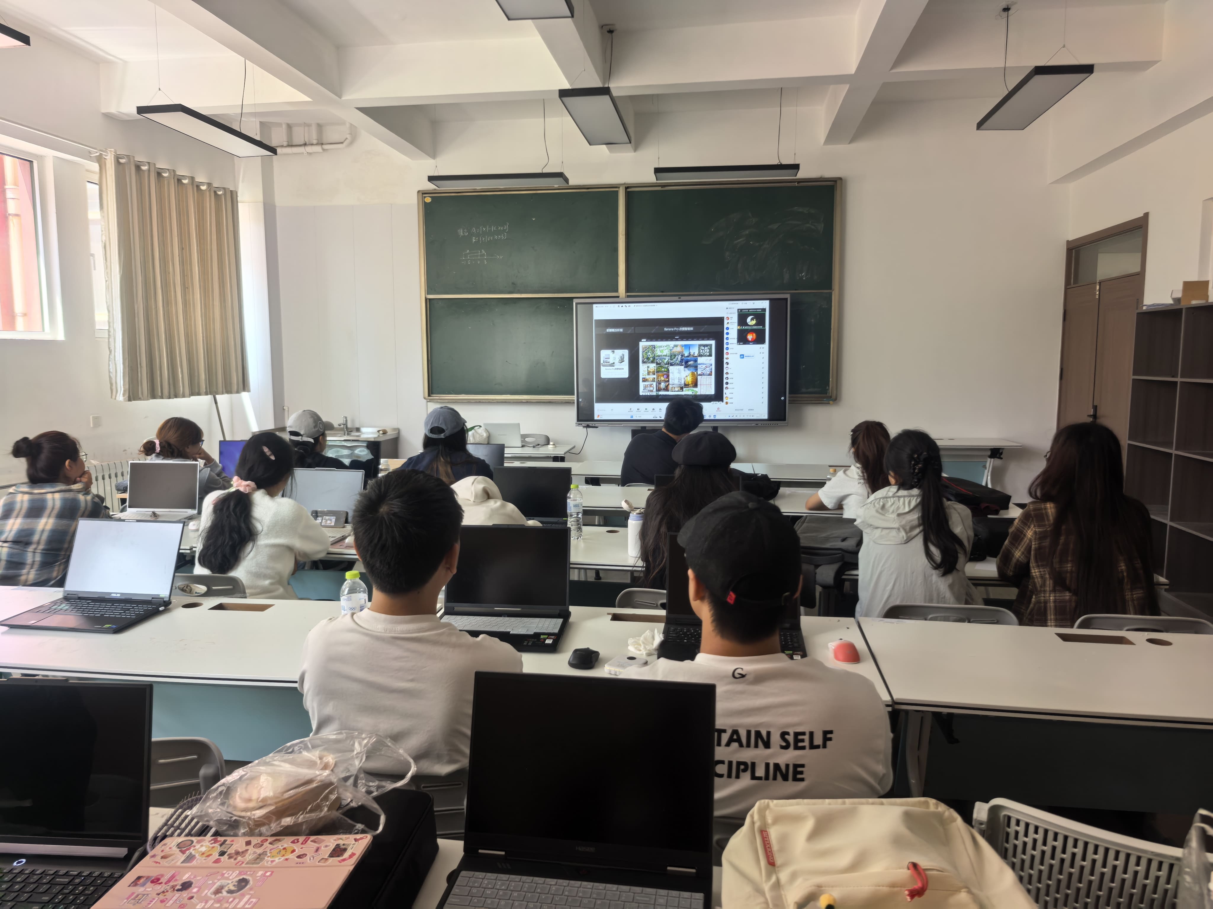 https://web-assets.jianzhuxuezhang.com/upload/1779677935853_yrzx.jpg