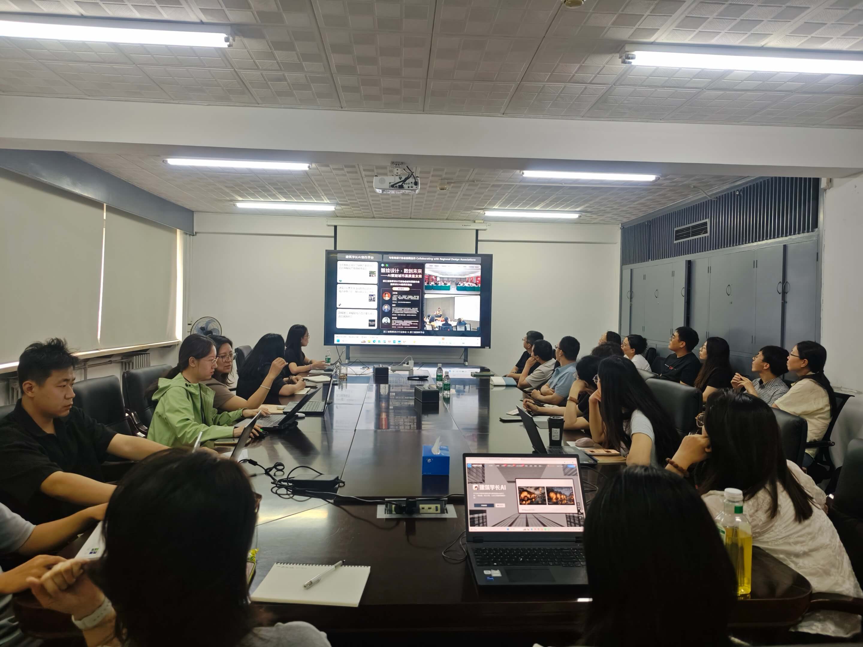 https://web-assets.jianzhuxuezhang.com/upload/1779939395293_pera.jpg
