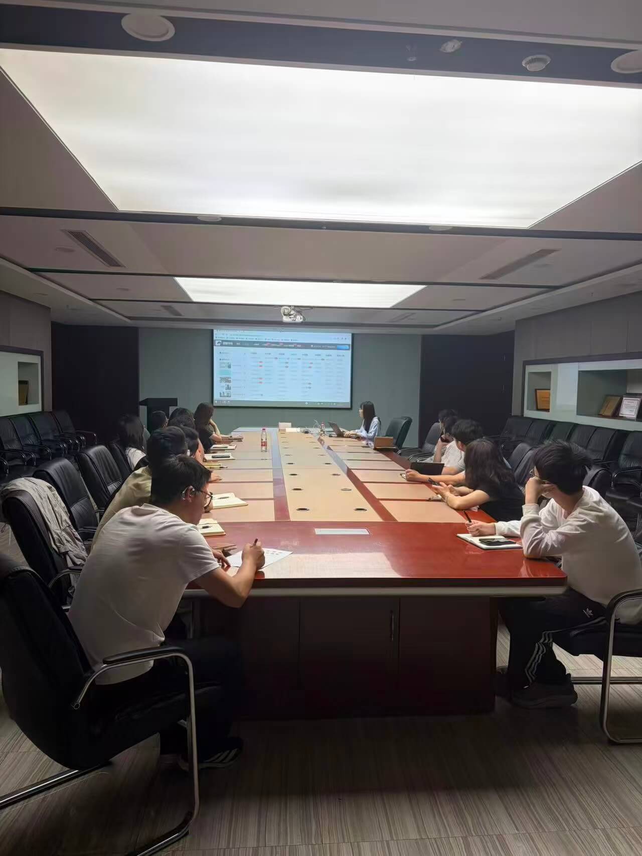 https://web-assets.jianzhuxuezhang.com/upload/1780566510054_xcdr.jpg