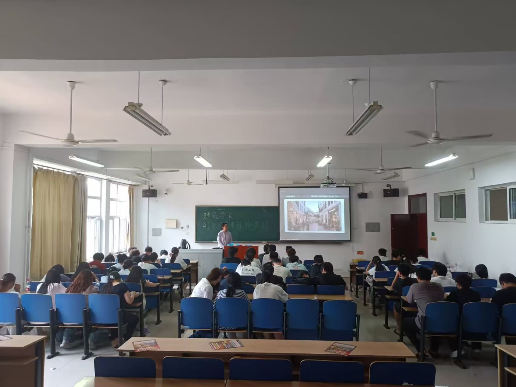 https://web-assets.jianzhuxuezhang.com/upload/1782899470826_jawh.jpg