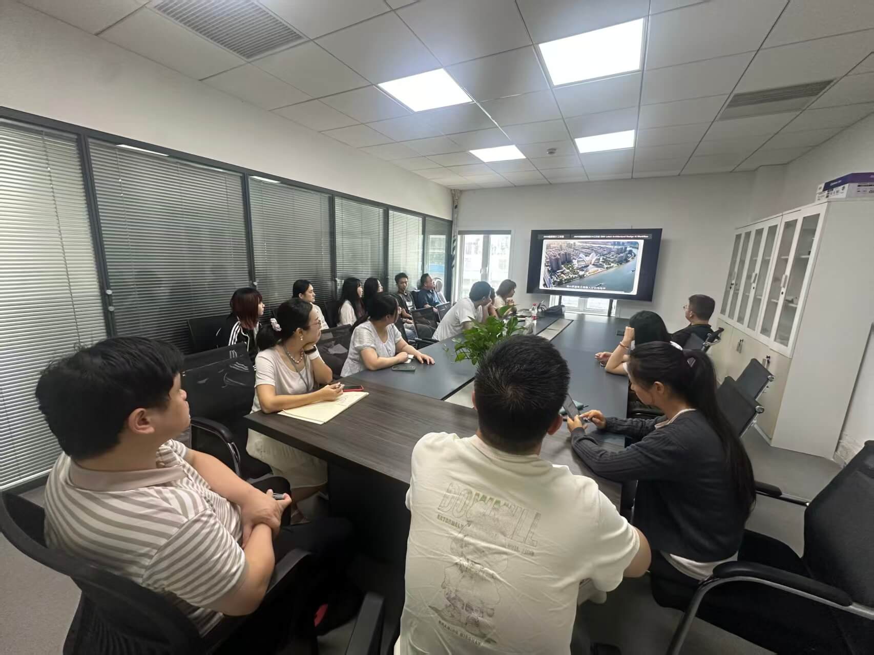 https://web-assets.jianzhuxuezhang.com/upload/1783669456525_myed.jpg