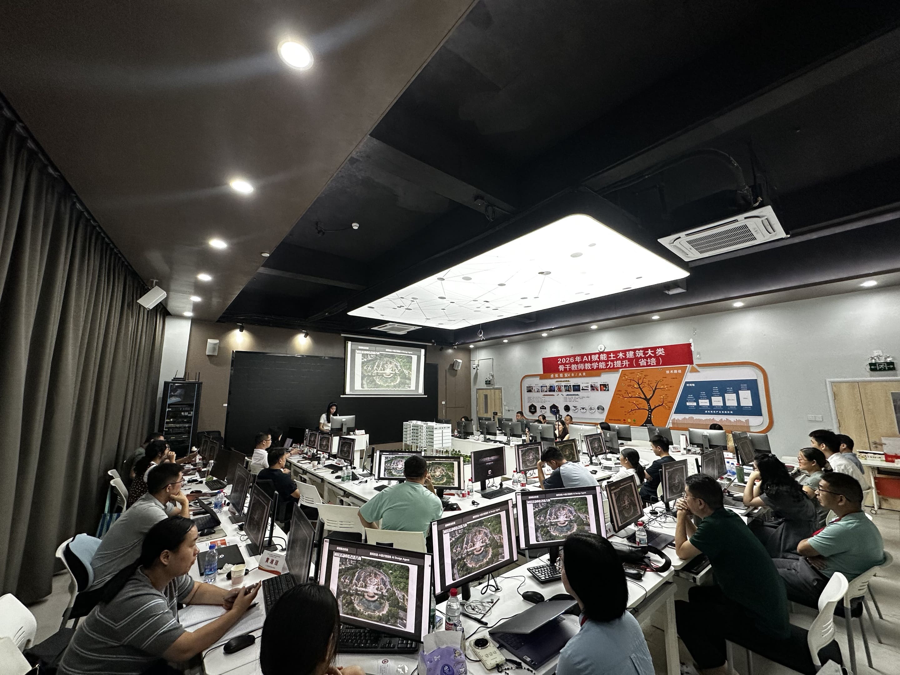 https://web-assets.jianzhuxuezhang.com/upload/1788747205273_xatc.jpg